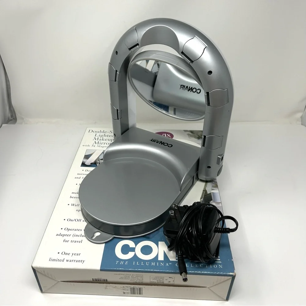 CONAIR double sided 5X/1X light up make up mirror - vintage, NWOT